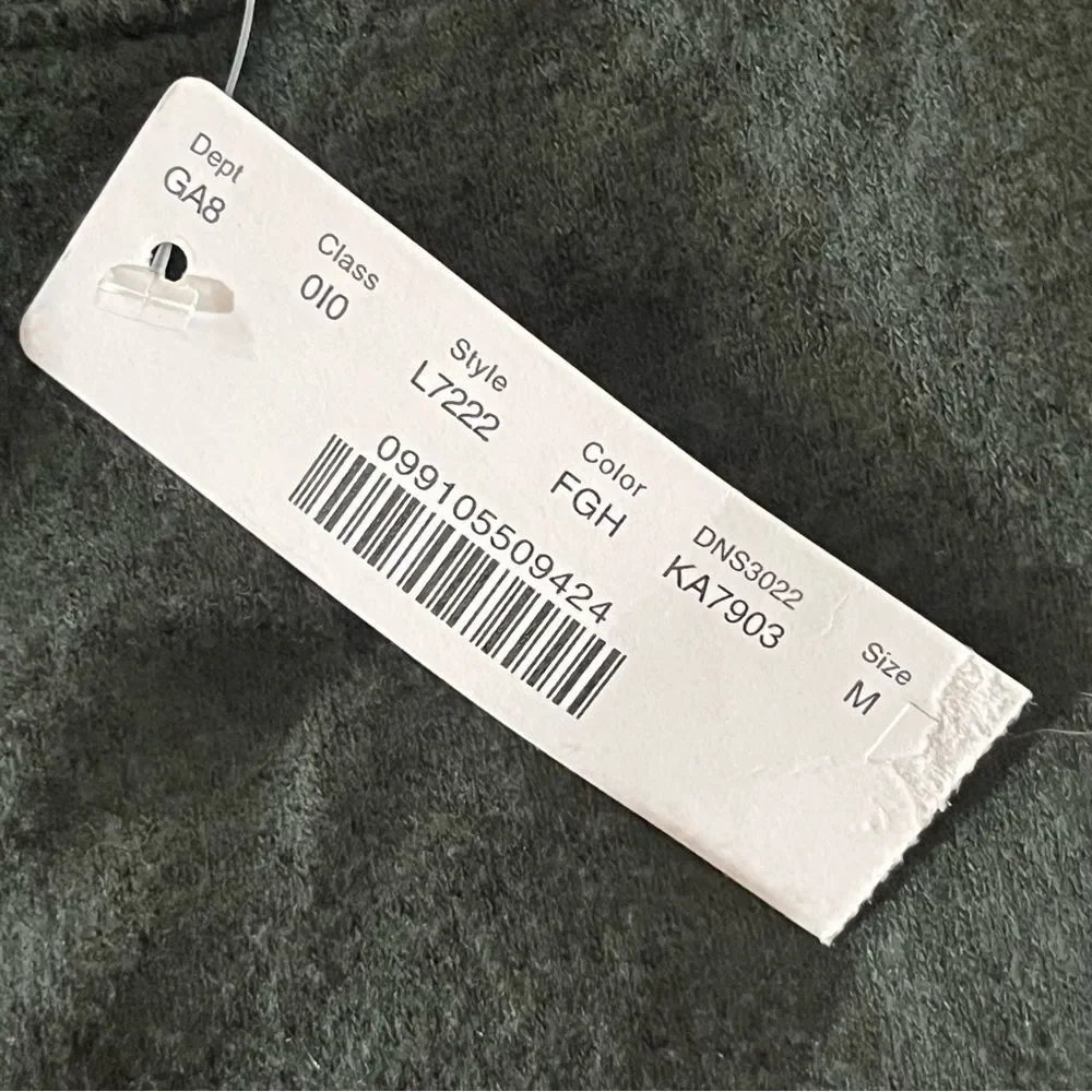J.Crew Long Sleeve Knit Top Size Medium Olive Green Soft Viscose NWT